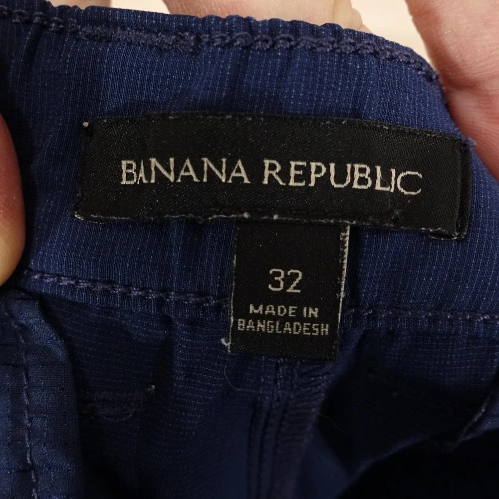 Banana Republic Shorts Mens 32 Blue Chino Stretch 9 Inseam Casual Summer